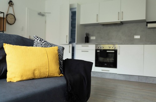 Huenfeld Apartment | BEST STAY: CITYAPPARTMENT in Hünfeld, WLAN, SmartTV, balcony, central & quiet