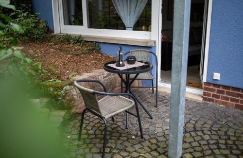 Huenfeld Apartment | BEST STAY moderne Stadtwohnungen in Hünfeld - Küche, Schlafsofa, Terrasse oder Balkon WLAN Smart TV