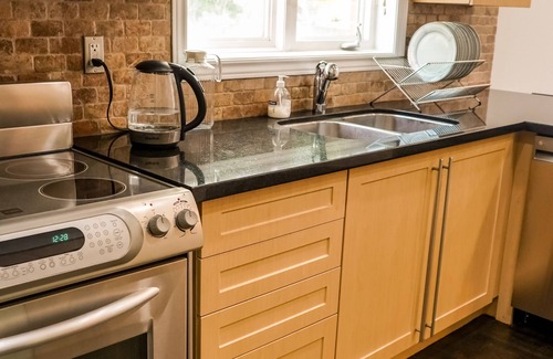 Applewood House | Best staying place in town
