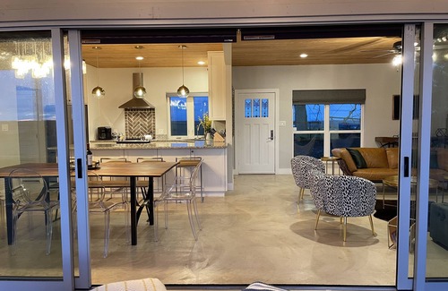 Fredericksburg House | Best sunset and stargazing patio, quiet and peaceful!