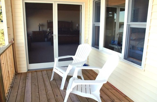 Mackinaw City House | Best Sunset-Beautiful, Spacious, Beachfront Home on Lake Michigan, Mackinaw City