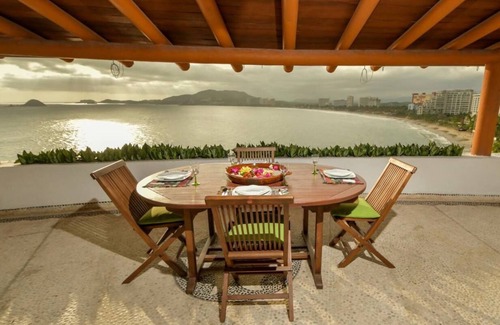 Ixtapa Condo | Best Sunset View In The Pacific