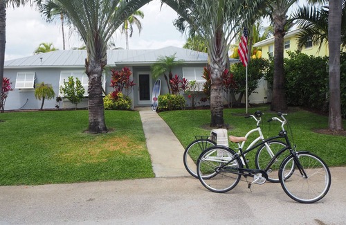 Palm Beach Shores House | Best Vacation Destination in Palm Beach Shores