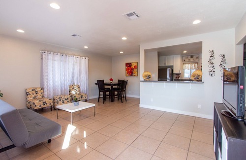 Westminster House | Best Vacation House in Little Saigon