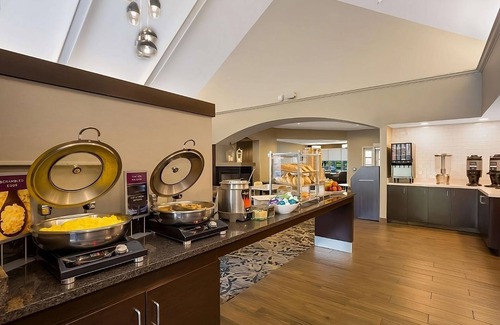 Mount Tabor Apartment | Best Value, Quality Stay! Relaxing 1BR Suite with Full Kitchen, Free Breakfast!