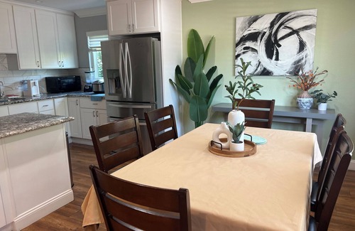 Willow Glen House | Best Value Charming Comfy 4B2B SAN JOSE PRIME LOCATION