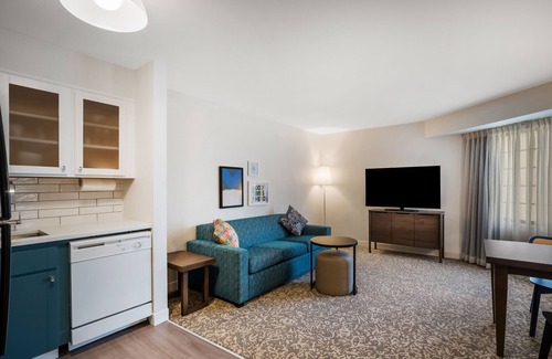 Acres Green House | Best Value, Quality Stay! w/Pool, Near Saint Thomas More Park and Open Space!