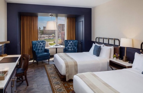 Fitzsimons Hotel | Best Value, Quality Stay! Near The Shops at Northfield Stapleton, Pets Allowed