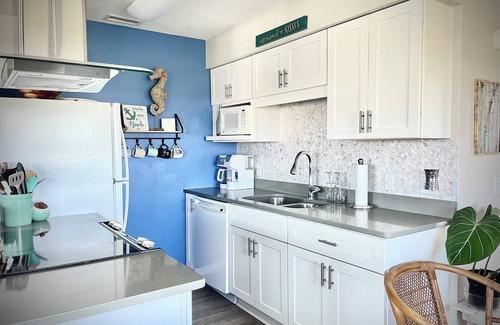 North Carolina Coast Condo | Best view at Carolina Beach ~ Pet Friendly ~ 1bd 1ba ~ Steps from the beach!