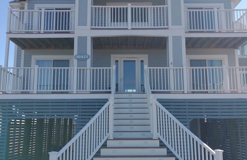 Bethany Beach Cottage | Best views in Bethany Beach. Walk to the beach! Sunsets! Rents Sat to Sat