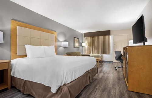 Pearl Hotel | Best Western Airport Inn