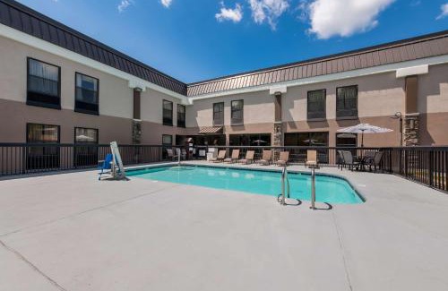 Albemarle Hotel | Best Western Albemarle Inn