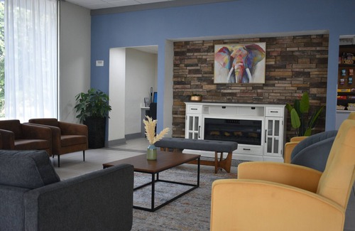 Smyrna Hotel | Best Western Atlanta Cumberland/Galleria Hotel