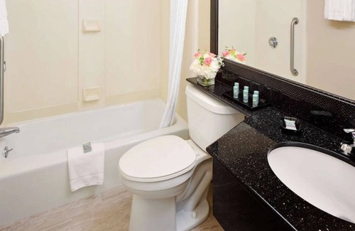 Bennington House | Best Western Bennington - Deluxe King Bed #3