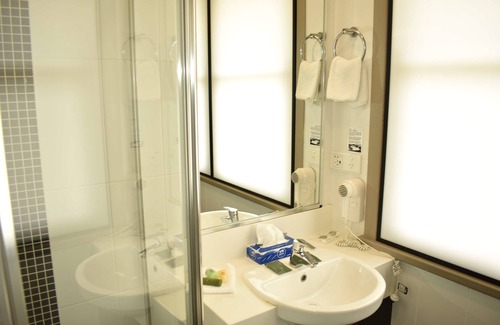 New Lambton Hotel | Best Western Blackbutt Inn
