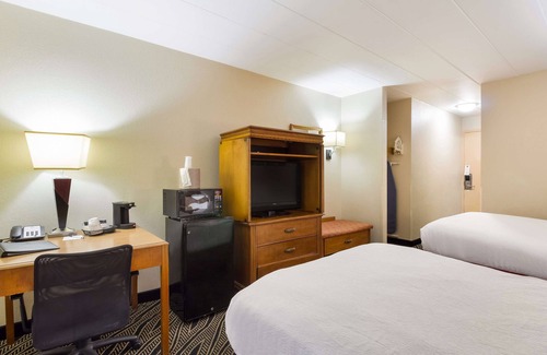 LaVale Hotel | Best Western Braddock Inn