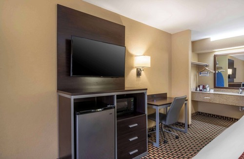 Swainsboro Hotel | Best Western Bradford Inn