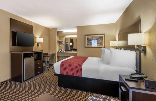 Swainsboro Hotel | Best Western Bradford Inn