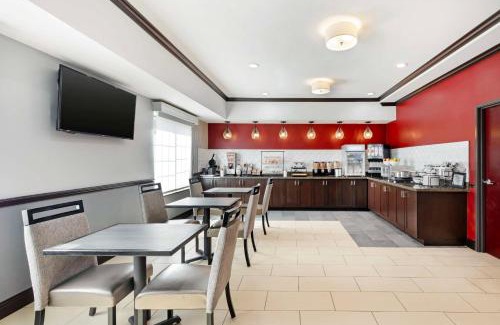 Carthage Hotel | Best Western Carthage Inn & Suites