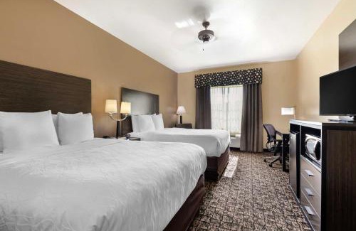 Carthage Hotel | Best Western Carthage Inn & Suites