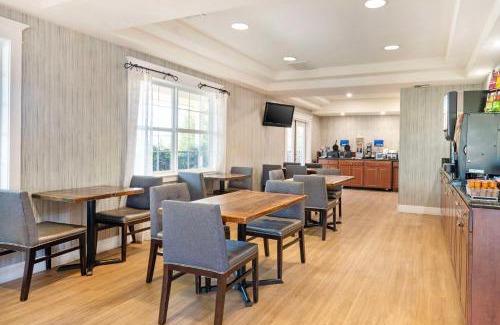 Altaville Hotel | Best Western Cedar Inn & Suites