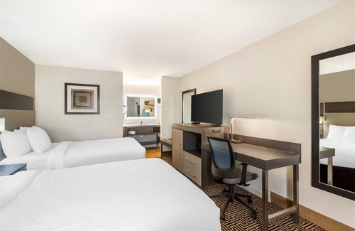 Savannah Hotel | Best Western Central Inn