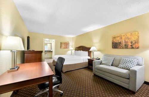 Springfield Hotel | Best Western Coach House