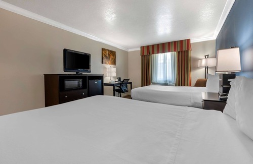 Selma Hotel | Best Western Colonial Inn
