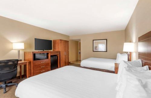 Rawlins Hotel | Best Western Cotton Tree Inn