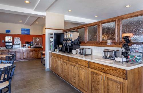 West Yellowstone Hotel | Best Western Desert Inn
