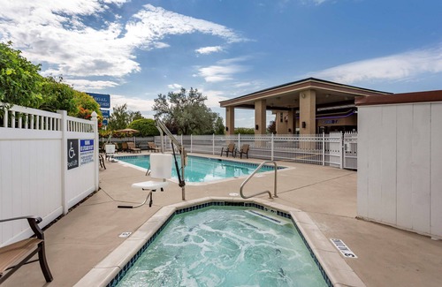 Evanston Hotel | Best Western Dunmar Inn
