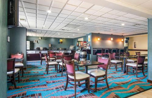 New Philadelphia Hotel | Best Western Dutch Valley Inn