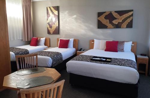 East Maitland Hotel | Best Western Endeavour Motel