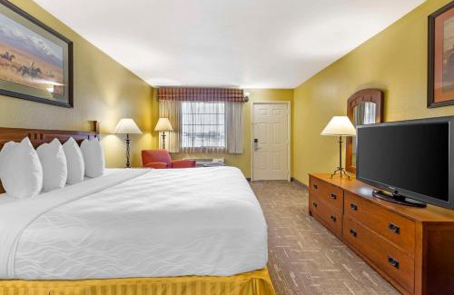 Hallettsville Hotel | Best Western Executive Inn