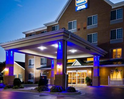 Grand Rapids Hotel | Best Western Executive Inn & Suites