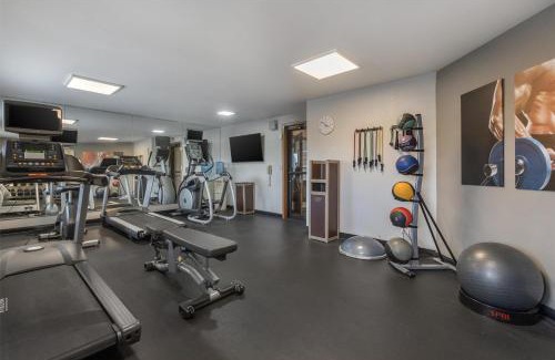 Fremont Hotel | Best Western Fremont Angola I-80 90 Toll Road