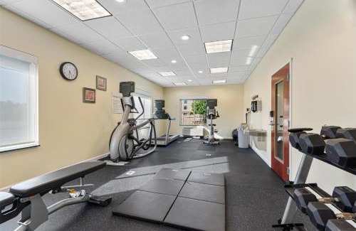 Bentleyville Hotel | Best Western Garden Inn