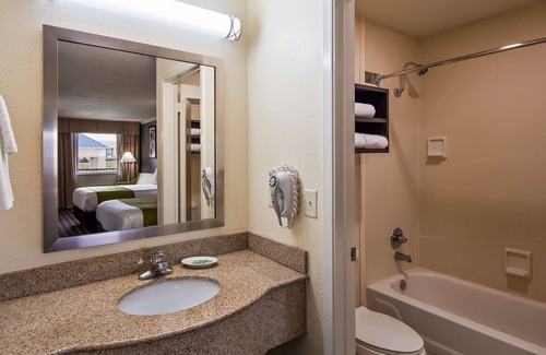 North San Antonio - SAT Hotel | Best Western Garden Inn