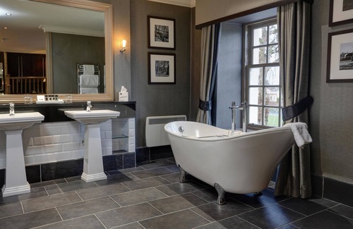 Eaglesham Hotel | Best Western Glasgow South Eglinton Arms Hotel
