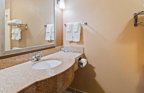 Granbury Hotel | Best Western Granbury Inn & Suites