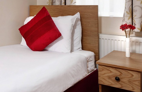 Valentines Hotel | Best Western Greater London Hotel