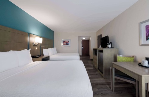 Coliseum Central Hotel | Best Western Hampton Coliseum Inn