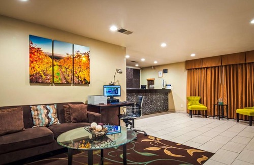 Nut Tree Hotel | Best Western Heritage Inn