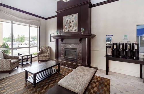 Edson Hotel | Best Western High Road Inn