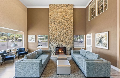 Medford Hotel | Best Western Horizon Inn