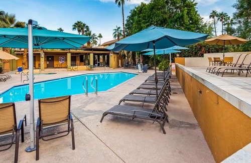 The Mesa Hotel | Best Western Inn at Palm Springs
