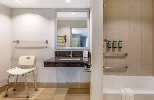 The Mesa Hotel | Best Western Inn at Palm Springs