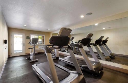 Lemoore Hotel | Best Western Inn & Suites Lemoore