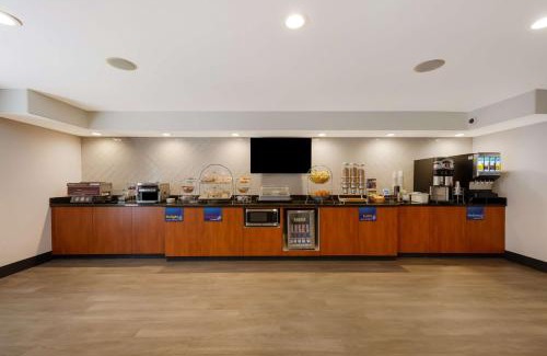 Lemoore Hotel | Best Western Inn & Suites Lemoore