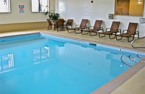 Ontario Hotel | Best Western Inn & Suites
